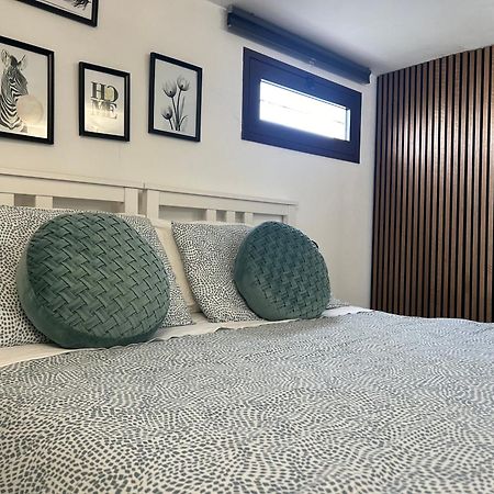 Casa Con Piscina E Vista Mare Dal Giardino Apartment Фануза Екстериор снимка