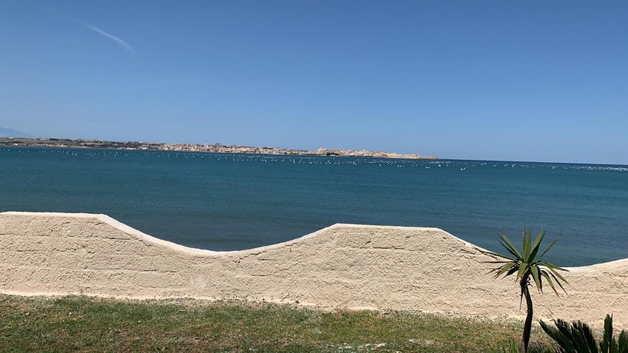 Casa Con Piscina E Vista Mare Dal Giardino Apartment Фануза Екстериор снимка