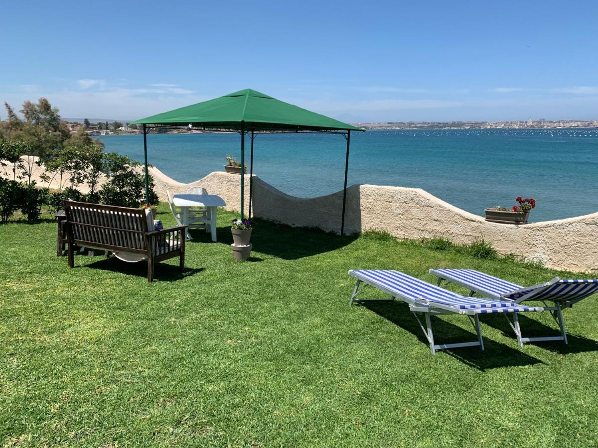 Casa Con Piscina E Vista Mare Dal Giardino Apartment Фануза Екстериор снимка