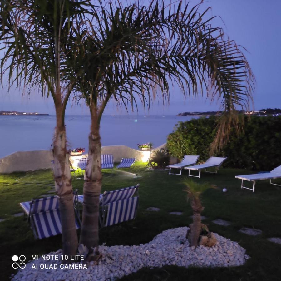 Casa Con Piscina E Vista Mare Dal Giardino Apartment Фануза Екстериор снимка