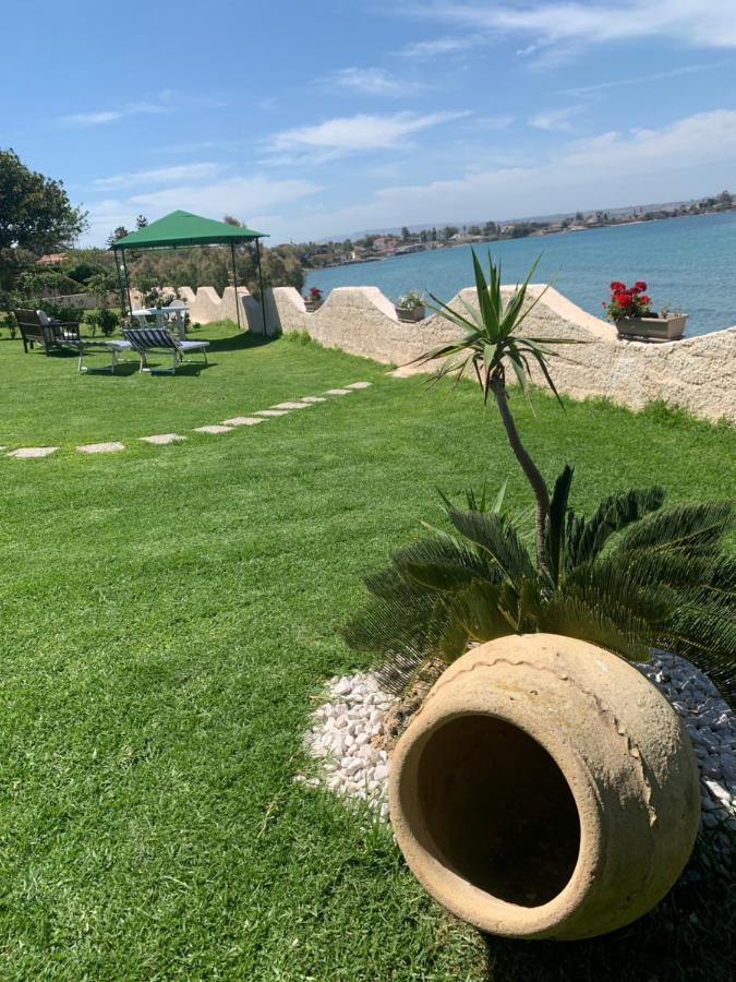 Casa Con Piscina E Vista Mare Dal Giardino Apartment Фануза Екстериор снимка