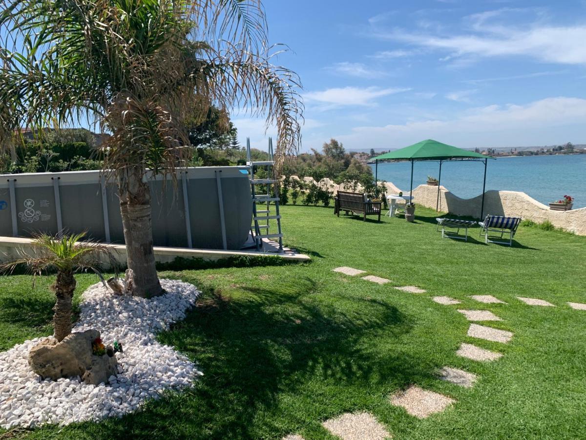 Casa Con Piscina E Vista Mare Dal Giardino Apartment Фануза Екстериор снимка